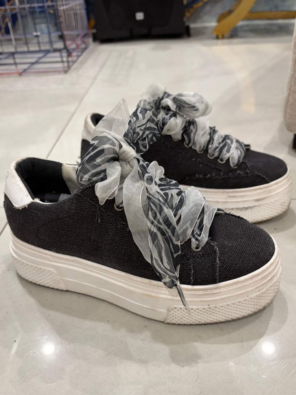 P448 Dark Gray & White Platform Sneakers w/ Sheer Zebra Laces - Picture 2 of 5